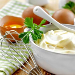 Hausgemachte Mayonnaise-Rezepte mit Fotos