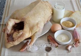 Gehackte Entenbrustkoteletts mit Apfel Was man aus gehackter Ente kochen kann