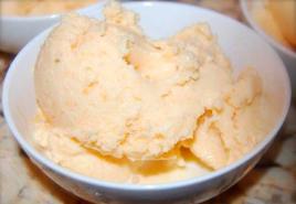 Domaći sladoled sa kondenzovanim mlekom (bez jaja)