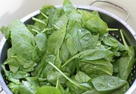 Spinach juha: Kako kuhati na klasičnem receptu