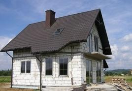 Stavba domu z pórobetónu (čiastočne vlastnými rukami) Postavte si dom z pórobetónu sami