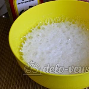Vanillepudding-Pfannkuchen mit Soda – Schritt-für-Schritt-Rezepte mit Fotos, Sie werden sich die Finger lecken. Pfannkuchenrezept mit Milch und Soda